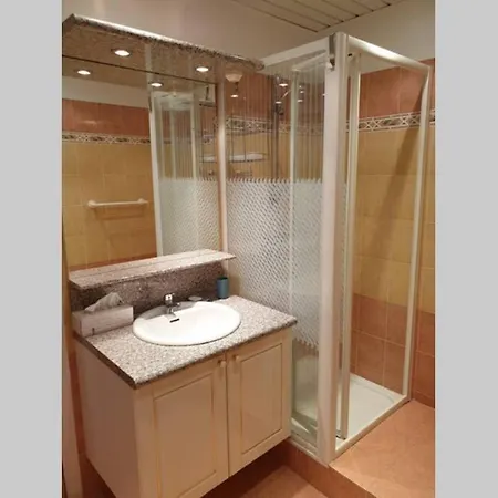 Apartment T3 Pour 4-6 Personnes *